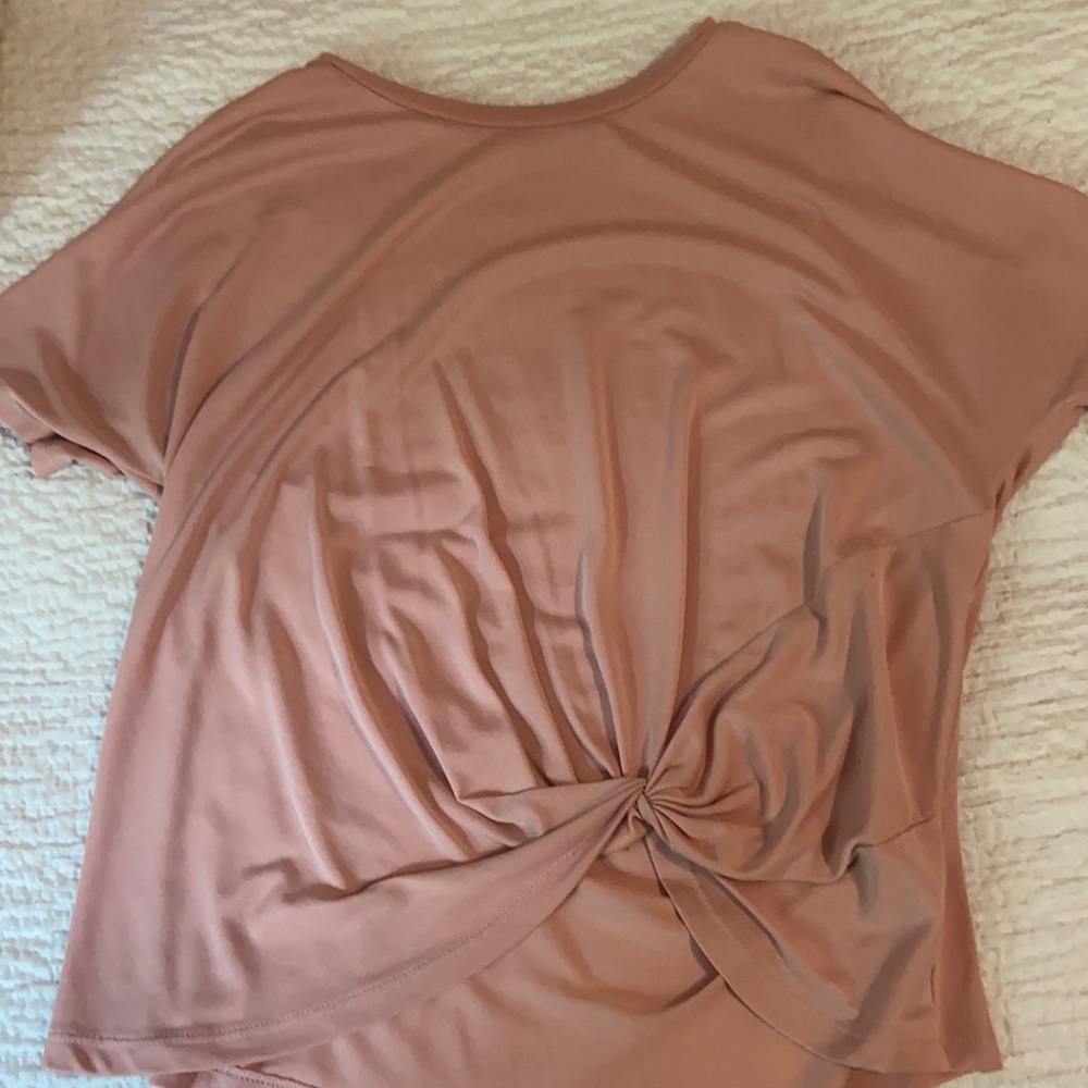 pink blouse!